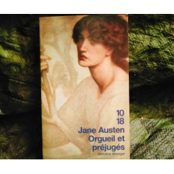 Orgueil et Préjugés - Jane Austen
Livre Roman éditions 10/18 380 Pages
Très bon état garanti 15 Jours