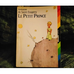 Le petit Prince - Antoine de Saint-Exupéry
- Livre Folio Junior -95 Pages avec Illustrations
Conte
