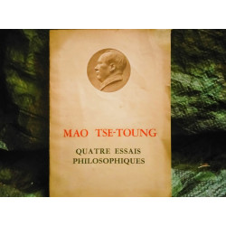 Quatre Essais Philosophiques  - Mao Tse-Toung - Livre 150 Pages Très bon état garanti 15 Jours